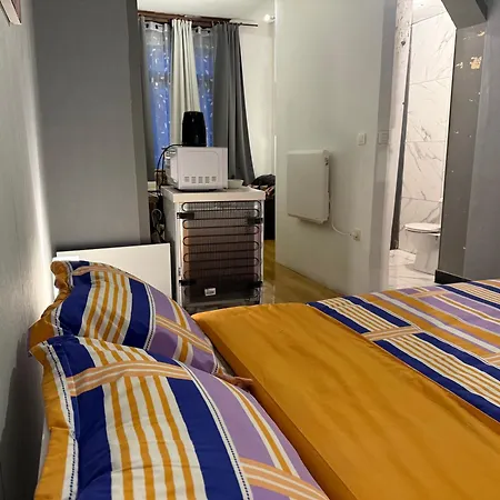 Fly Guest house